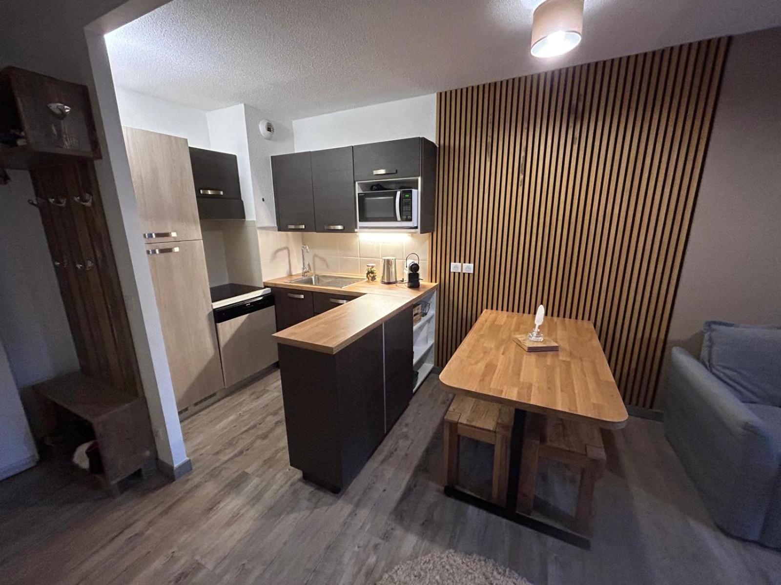Superbe Appartement Avec Piscine Et Garage Péone المظهر الخارجي الصورة